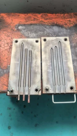 Single-cavity test mold